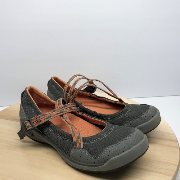 chaco mary jane shoes